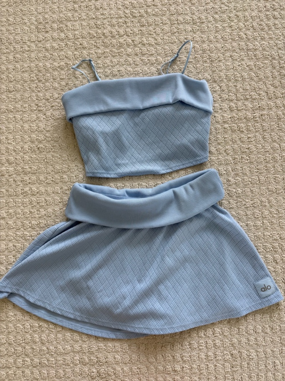 Alo Yoga Doubles Only blue Skort & Cropped tank set. Top & bottom- size small.